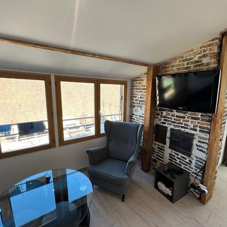 Bellevue Appartement Sous Les Toits Hypercentre Climatise Dole Exterior foto